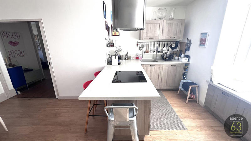 Appartement - 103 m² - 4 pièces