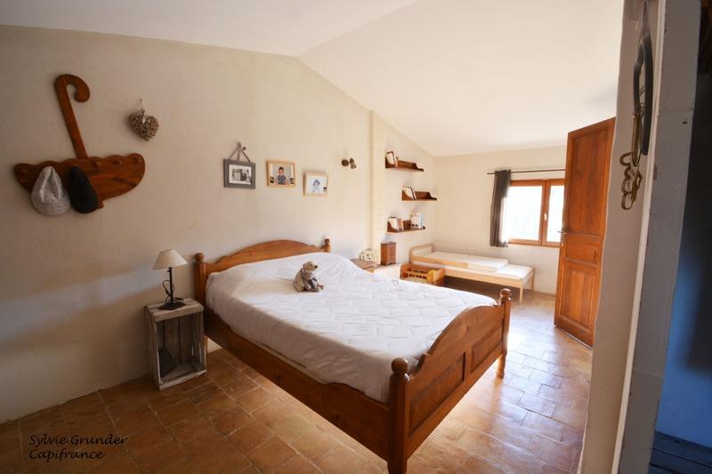 Mas - 160 m² - 6 pièces