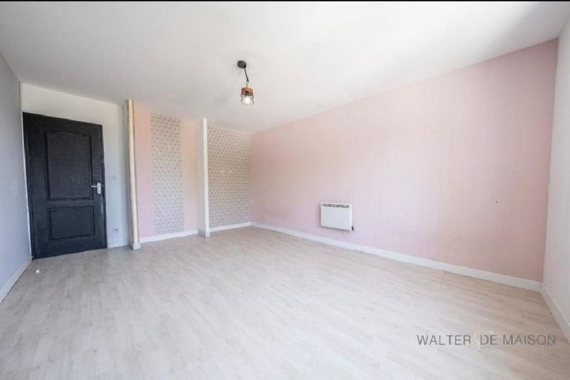 Maison - 212 m² - 10 pièces