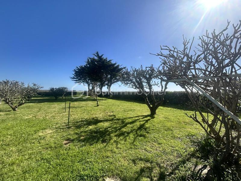 Demeure - 152 m² - 10 pièces