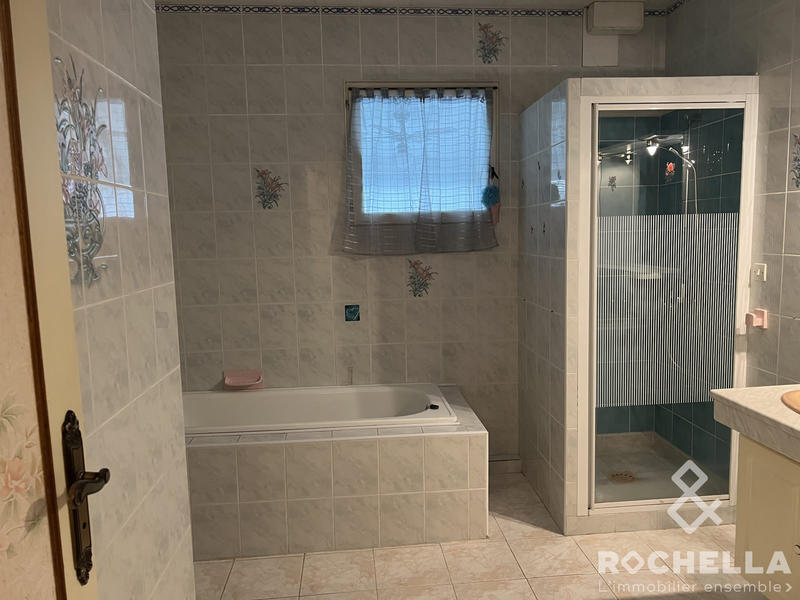 Maison - 104 m² - 4 pièces