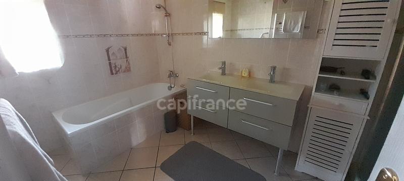 Maison - 145 m² - 7 pièces