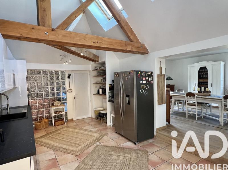 Maison - 200 m² - 7 pièces