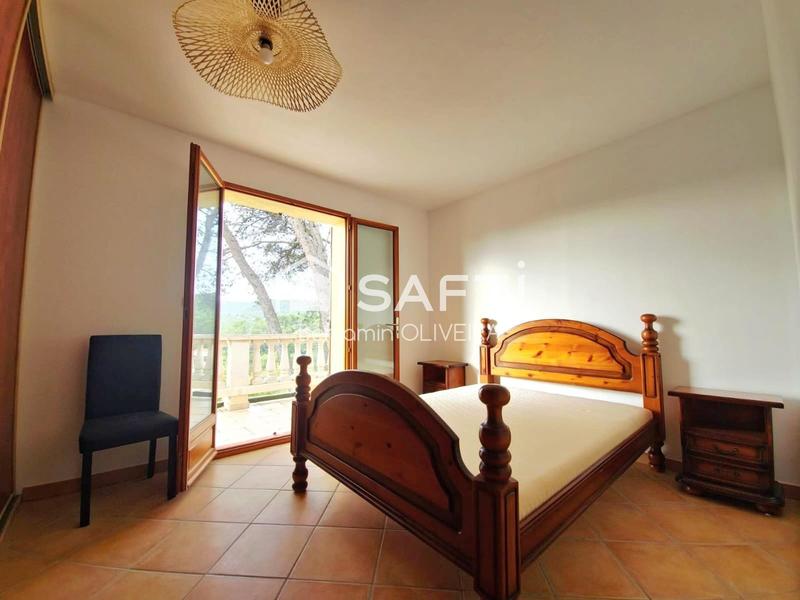 Maison - 207 m² - 7 pièces