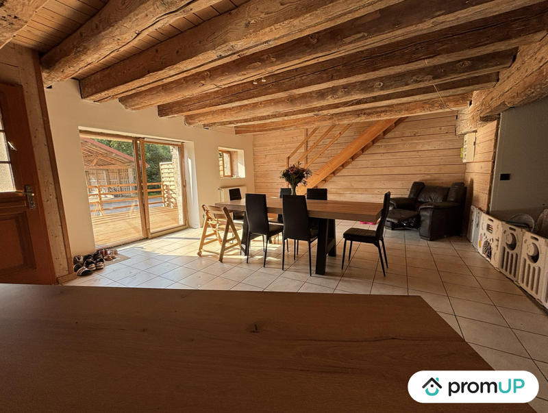 Appartement - 125 m² - 3 pièces