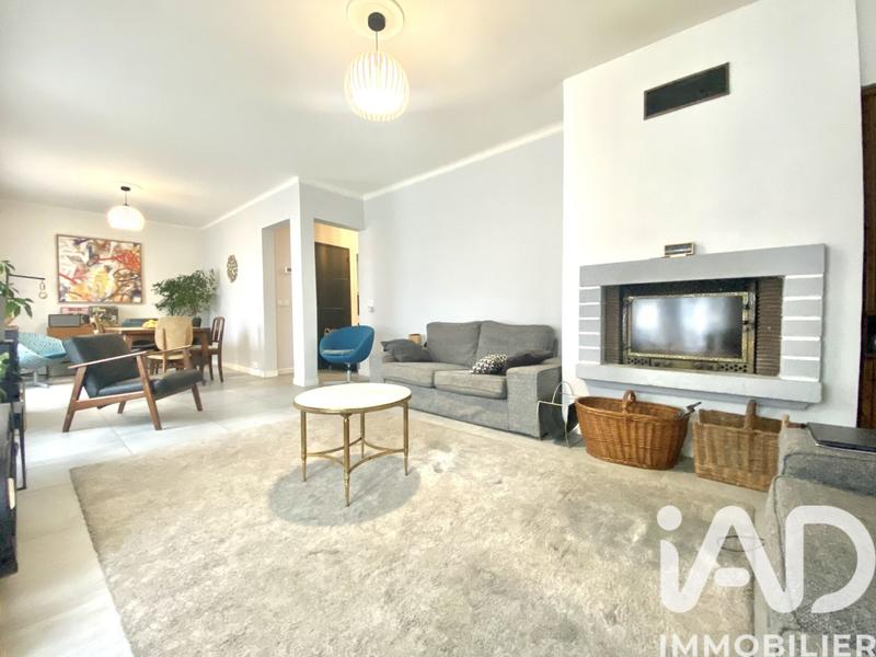 Maison - 89 m² - 5 pièces