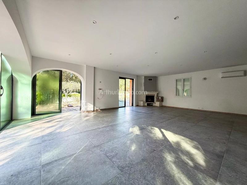 Maison - 174 m² - 5 pièces