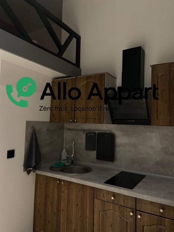 Studio - 25 m² - 1 pièce