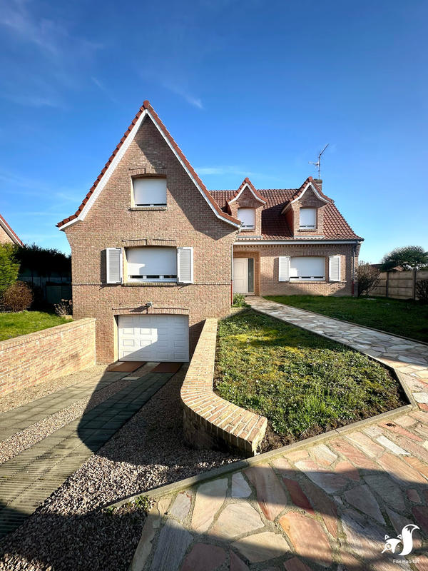 Maison - 200 m² - 7 pièces