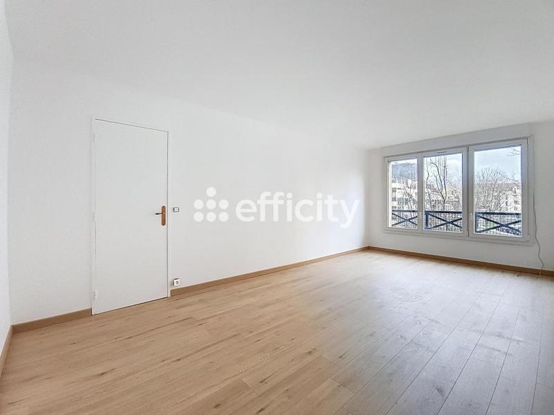 Appartement - 89 m² - 4 pièces