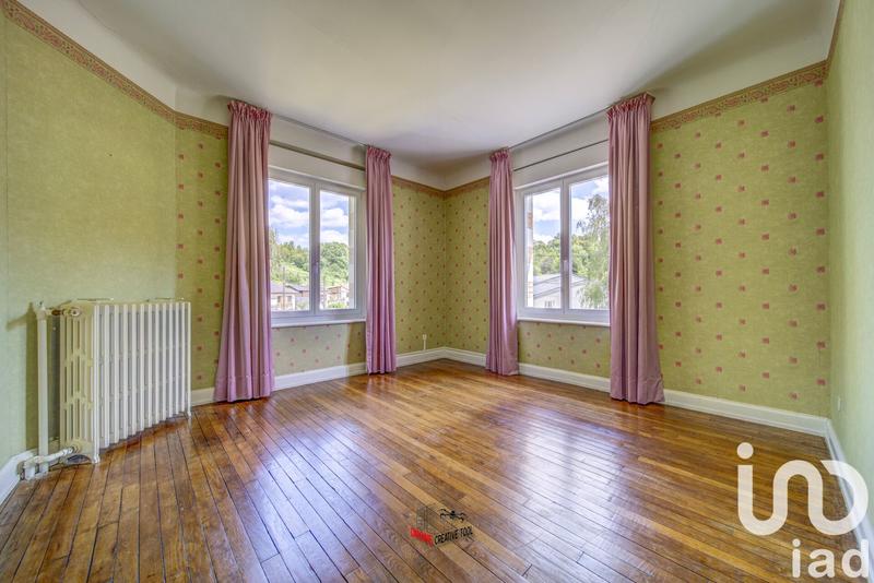 Maison - 193 m² - 8 pièces