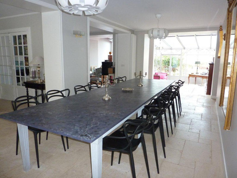 Maison - 244 m² - 9 pièces