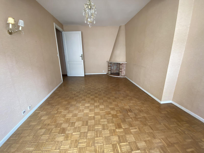 Maison - 167 m² - 6 pièces