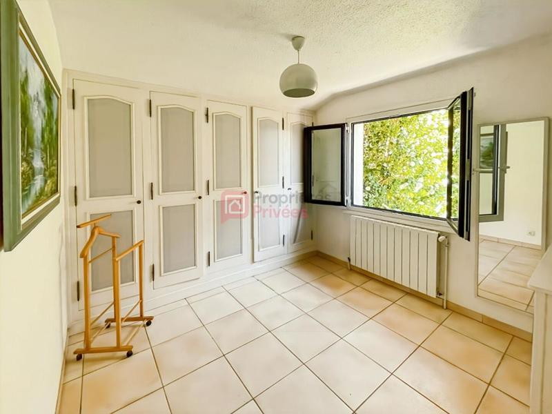 Maison - 169 m² - 7 pièces