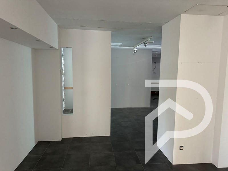 Local commercial - 280 m²