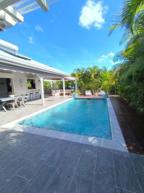 Maison - 143 m² - 13 pièces