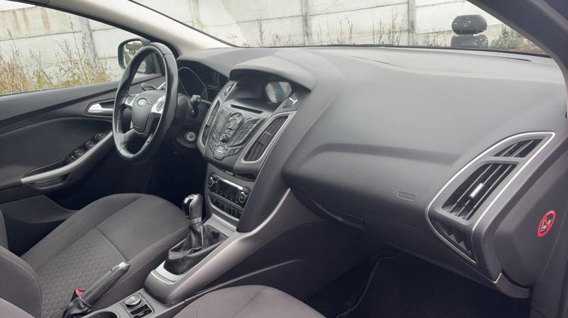 Ford Focus III 1.0 EcoBoost 100 Sync Edition