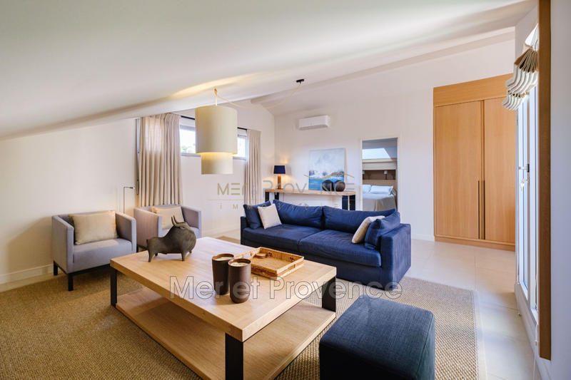 Appartement - 90 m² - 3 pièces