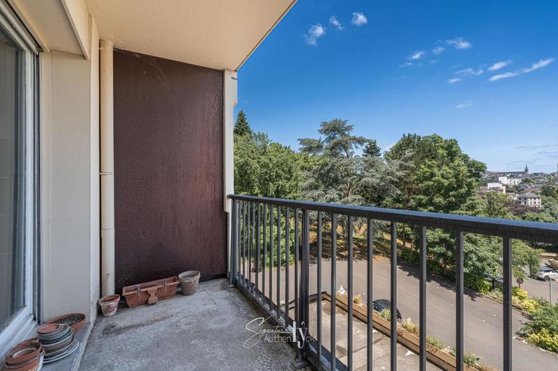 Appartement - 153 m² - 7 pièces