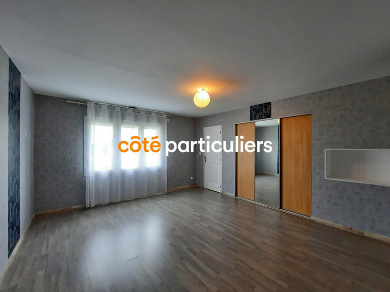 Maison - 313 m² - 10 pièces