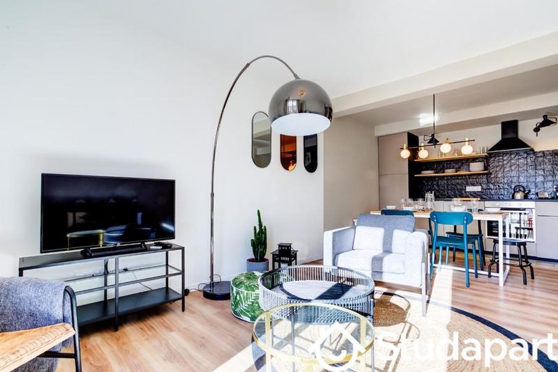 Chambre - 10 m² - 1 pièce