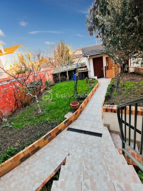 Maison - 72 m² - 5 pièces