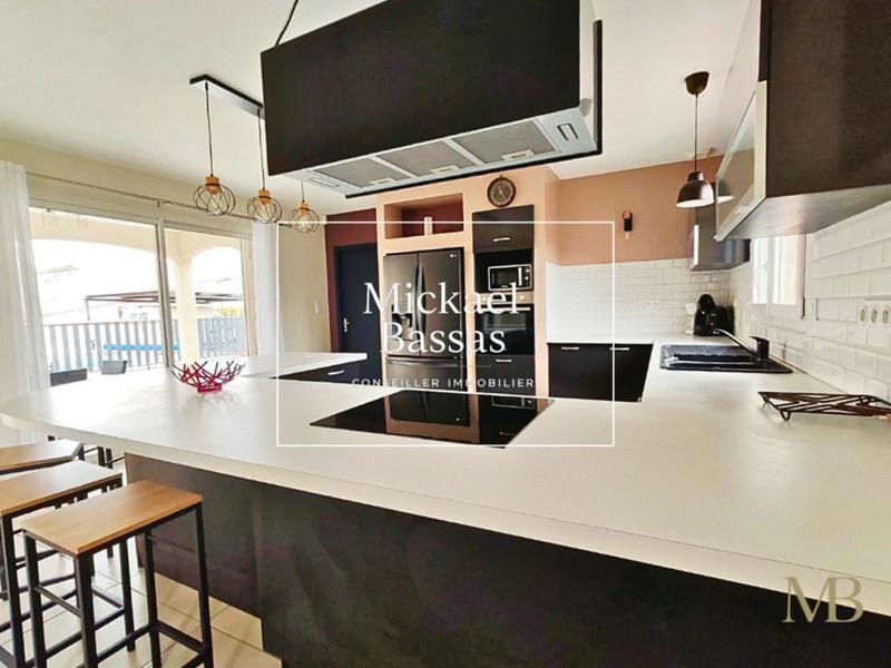 Maison - 122 m² - 4 pièces