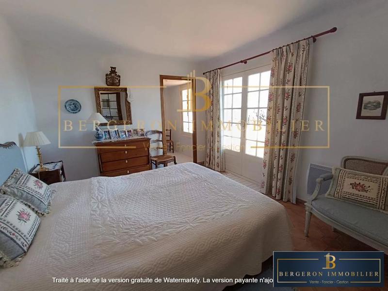 Villa - 185 m² - 6 pièces