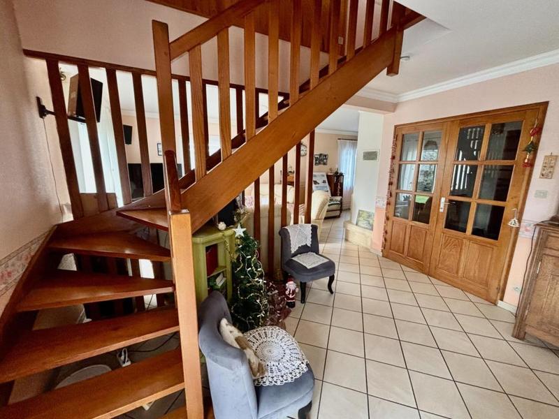 Pavillon - 150 m² - 7 pièces