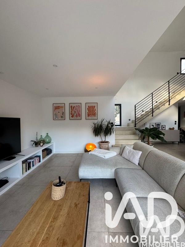 Maison - 130 m² - 3 pièces