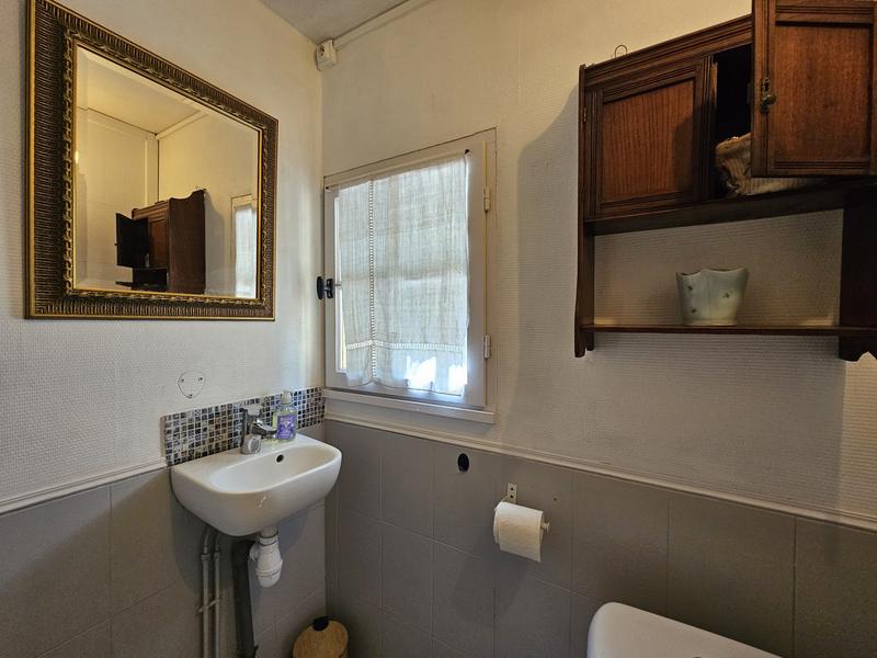 Maison traditionnelle - 158 m² - 9 pièces