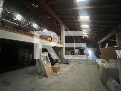 Industrie - 1 900 m²