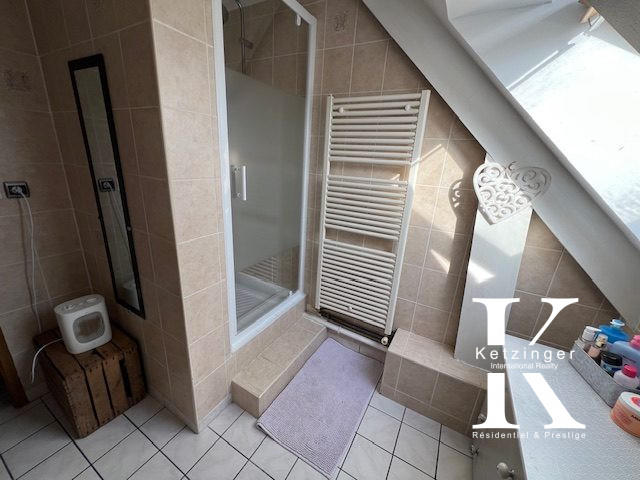 Maison - 147 m² - 6 pièces