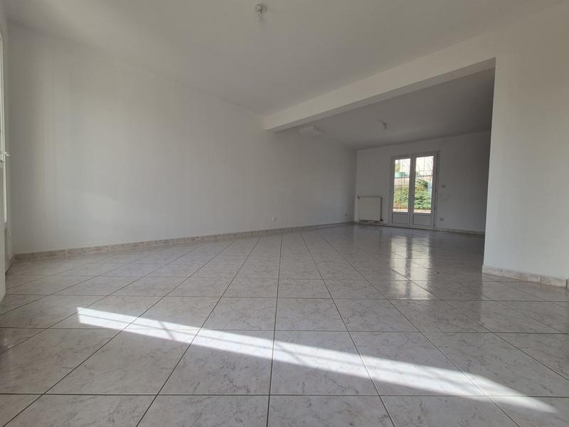 Maison - 111 m² - 6 pièces