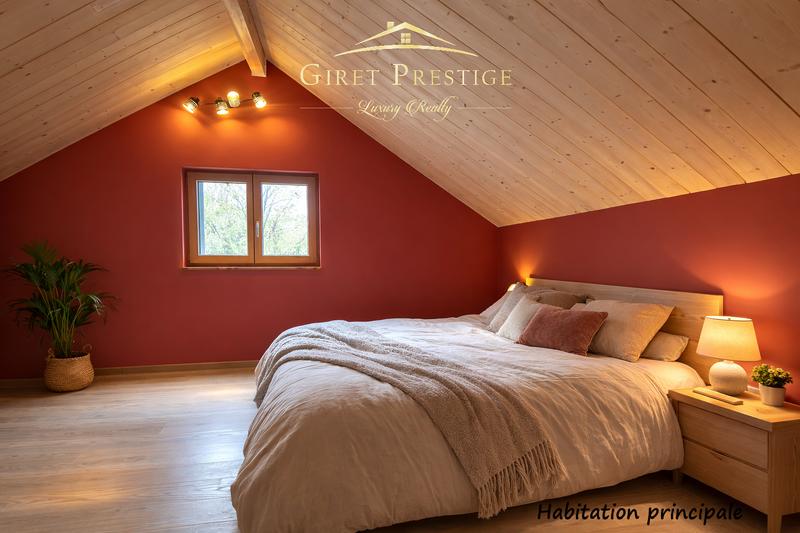 Propriété - 260 m² - 16 pièces