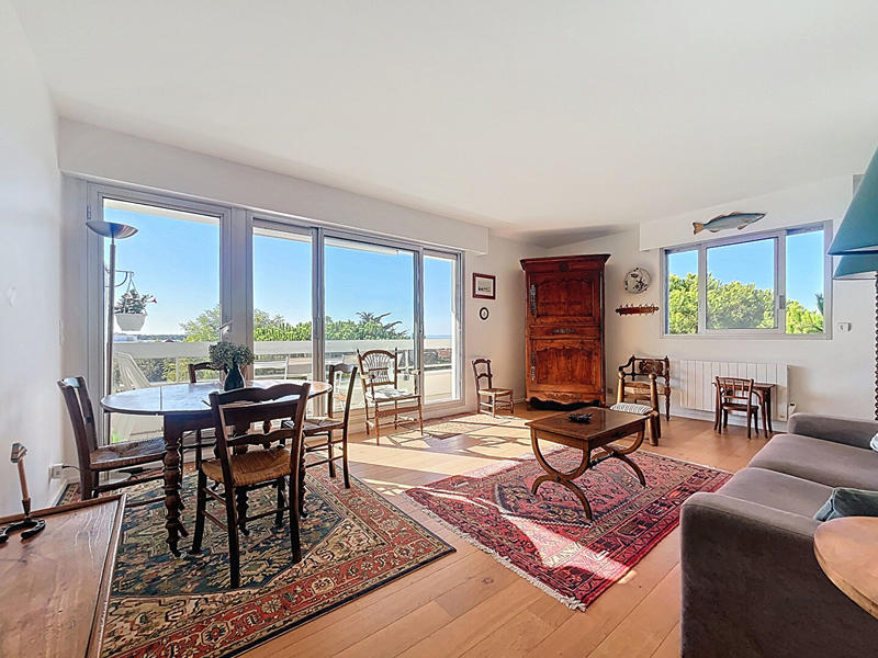 Appartement - 70 m² - 3 pièces