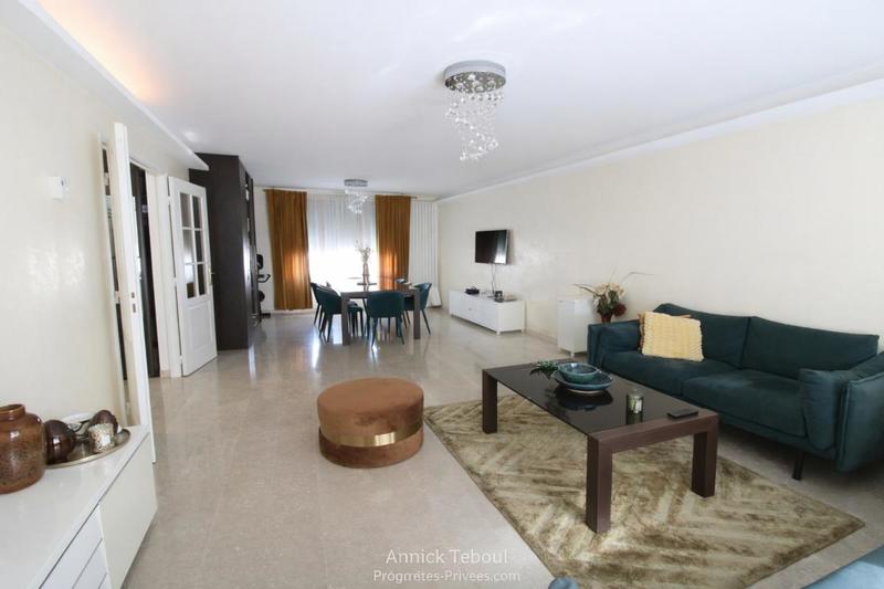 Appartement - 122 m² - 4 pièces