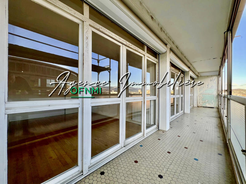 Appartement - 85 m² - 4 pièces