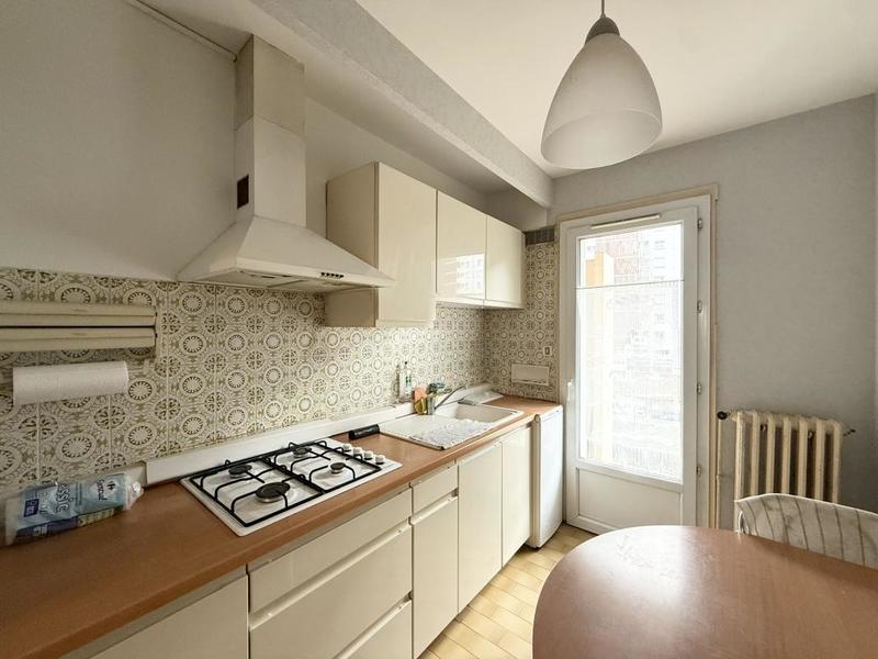 Appartement ancien - 85 m² - 4 pièces