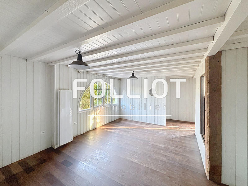 Local d'activité / Entrepôt - 380 m² - 5 pièces