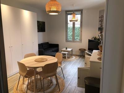 Chambre - 17 m² - 1 pièce