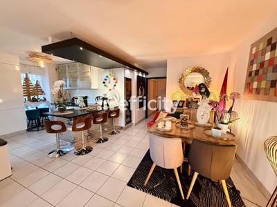 Appartement - 70 m² - 3 pièces