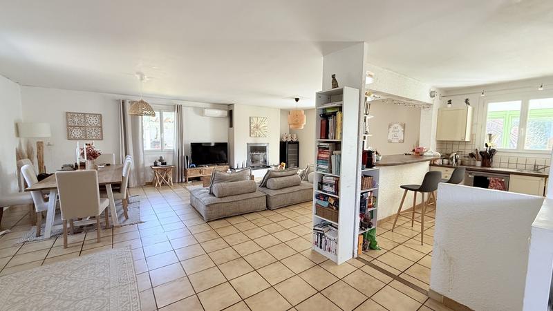 Villa - 200 m² - 6 pièces