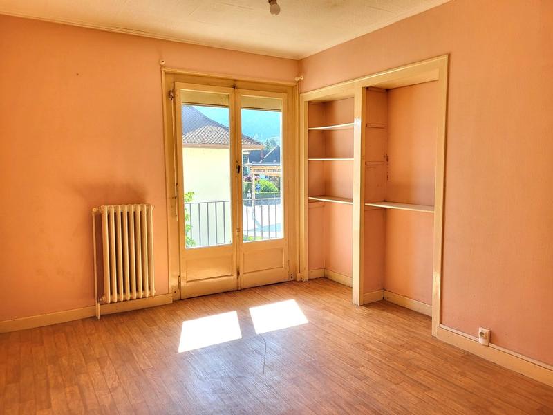 Appartement - 84 m² - 5 pièces