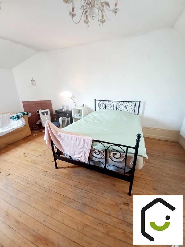 Maison ancienne - 200 m² - 7 pièces