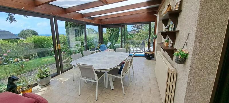 Villa - 210 m² - 9 pièces