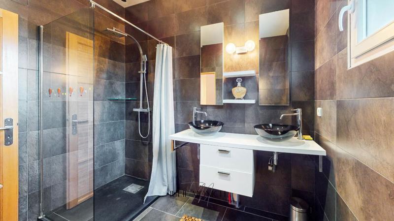 Maison - 145 m² - 5 pièces