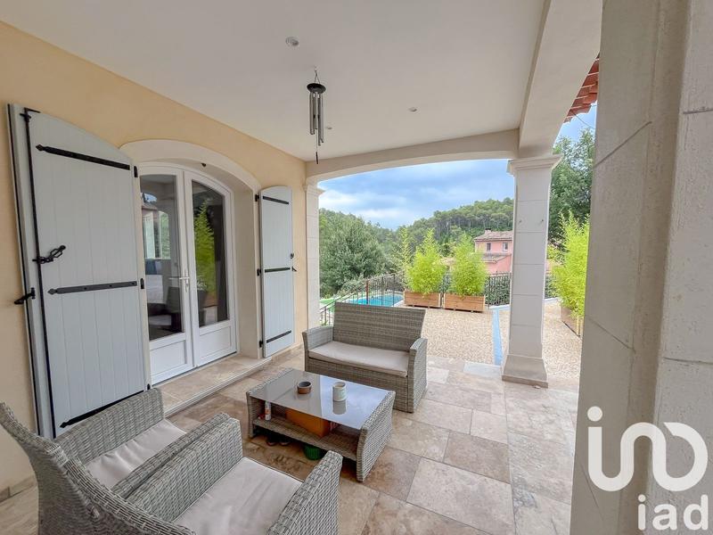 Maison de maîtres - 203 m² - 9 pièces