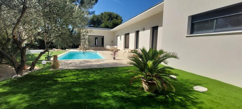 Villa - 175 m² - 6 pièces