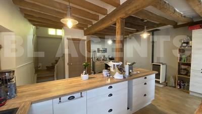 Maison de ville - 140 m² - 7 pièces